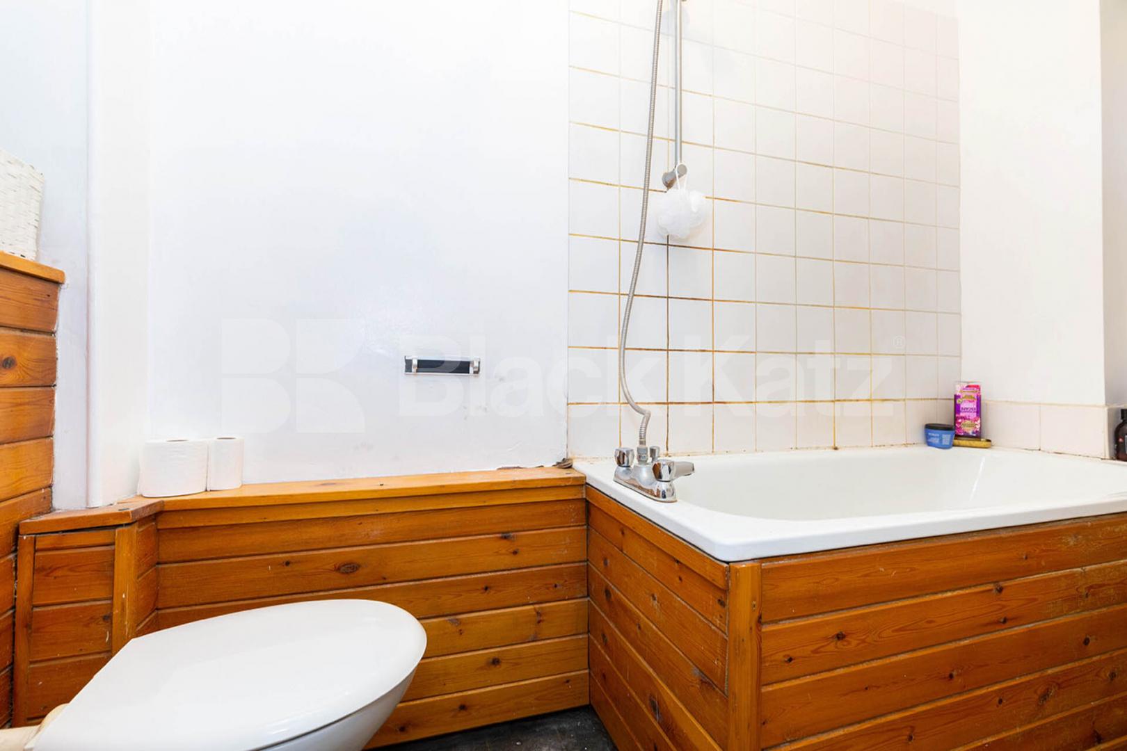 Spacious 1 bedroom located in Hoxton Mill Row, Hoxton